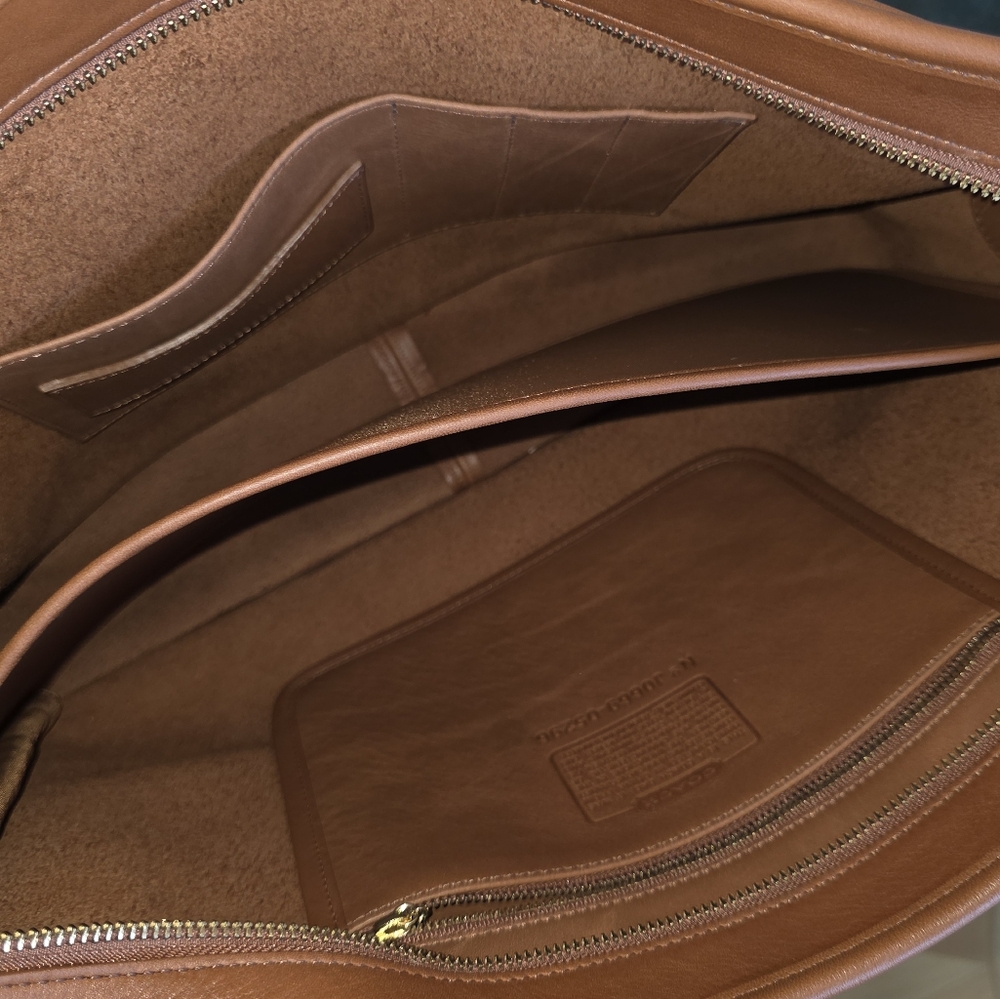 NEW, Coach Embassy Briefcase - Picture 13 of 15